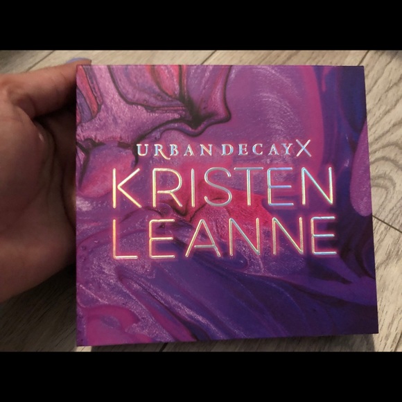 Urban Decay- Kristen Leanne palette NEW - Picture 4 of 4